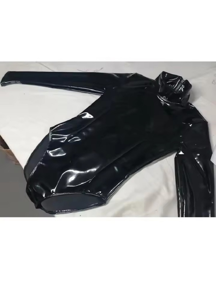 Turtleneck Bodysuit Office - Damski trykot z imitacji lateksu PVC